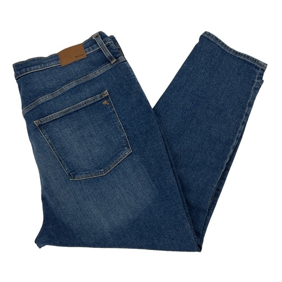 Madewell The Mom Jean in Austrey Wash: Ripped Edition Size 36 New - Picture 3 of 11